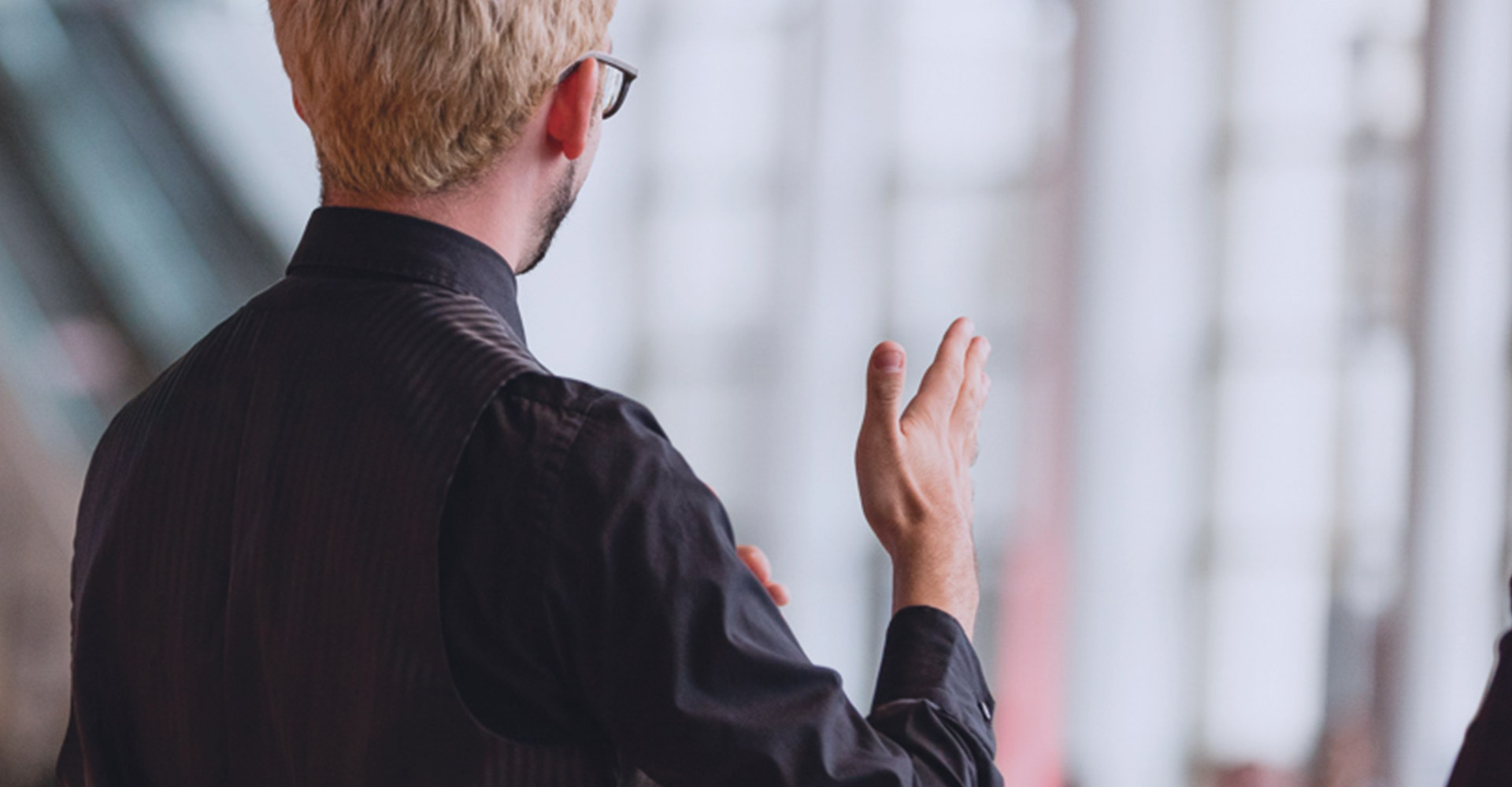 card.content_card_image['alt']